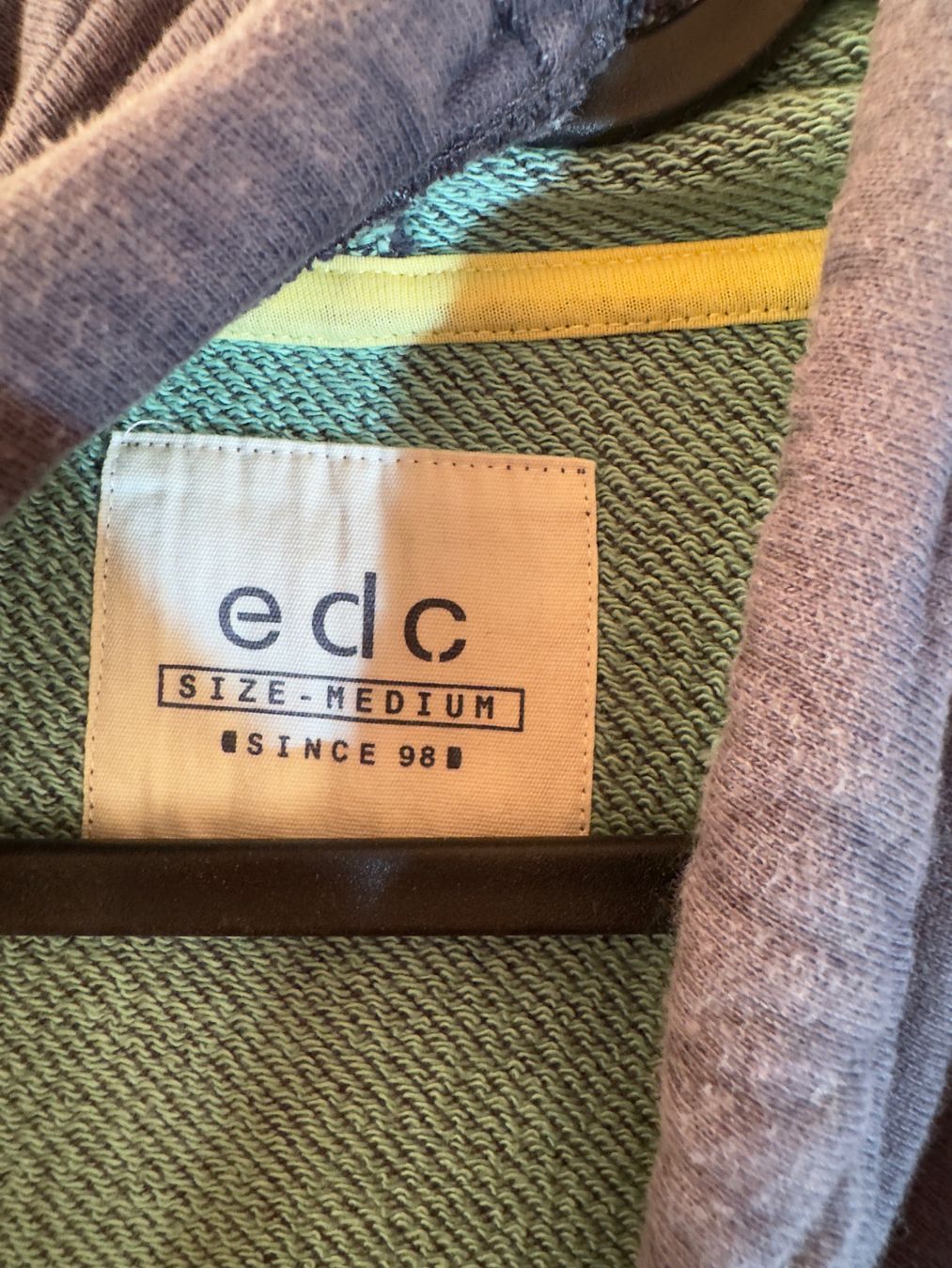 Esprit Maglioni & Felpe: Schöner Hoodie Pullover von edc Gr. M 100% Baumwolle – Usato da Grosswangen venduto da second_hand_dress 1