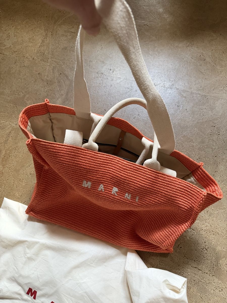 Marni Taschen: Grosser Shopper von Marni – Gebraucht aus Buchs SG von Gotschna66 1