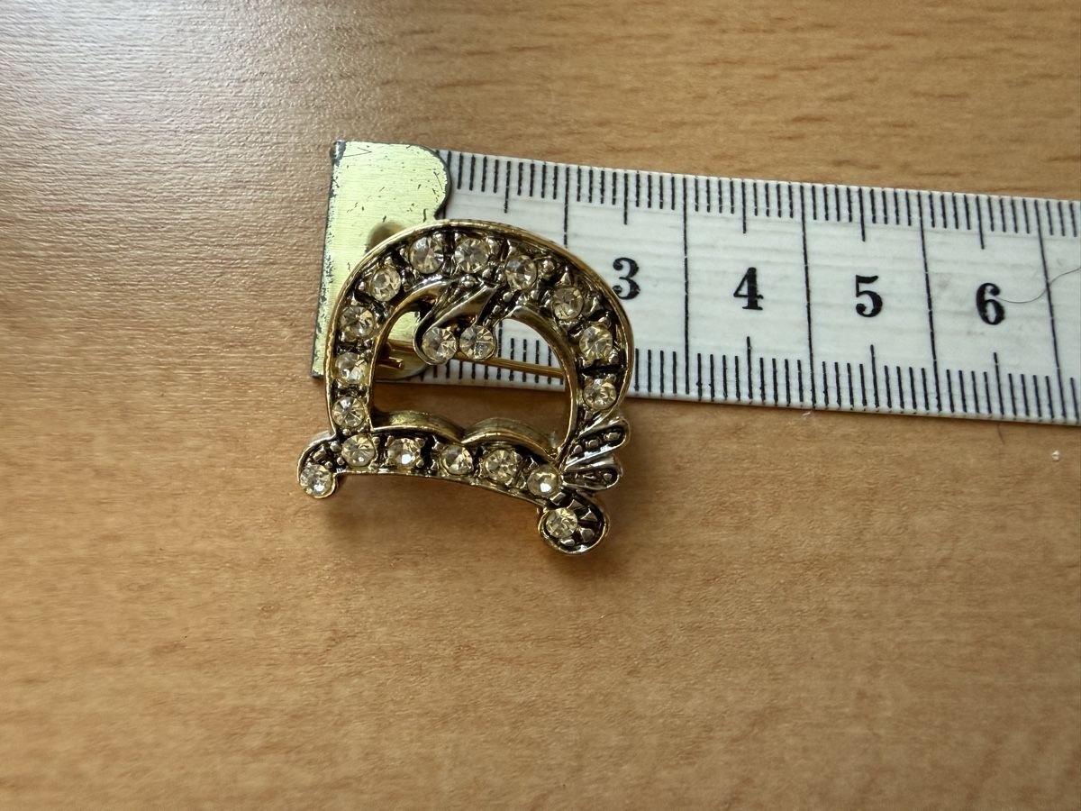 Broches & Aiguilles: Vintage-Brosche mit Initiale D goldfarben mit Strass. – D'occasion à Lamone par LaCantinaMagica 4