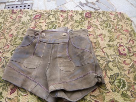 Hirschlederhosen Hosen Lederhose  Lederhösl Alpenkitz Shorts