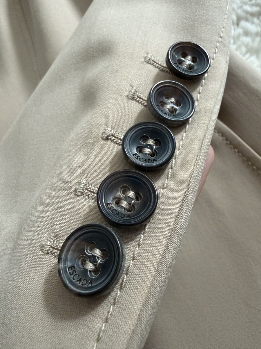 Escada Giacche: Escada blazer – Usato da Schaffhausen venduto da Nadiuna 3
