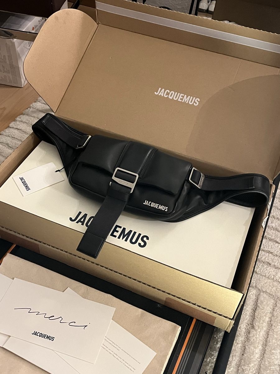 Jacquemus Taschen: Jacquemus La Banane Bambinou – Neu (gemäss Beschreibung) aus Brusino Arsizio von gon_7c26 4