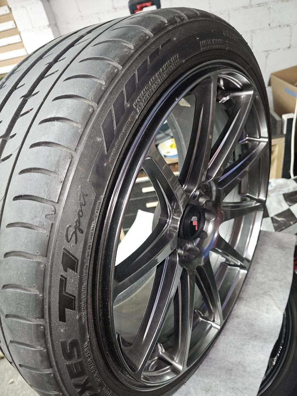 Pneumatici & Ruote complete: JR Racing JR 11 – Usato da Horw venduto da 6GJ