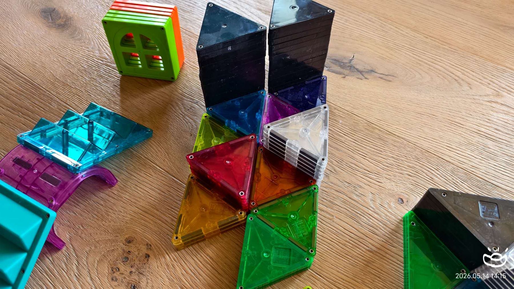 Kit di costruzioni: Magna-Tiles magnetische Bausteine – Usato da Nussbaumen AG venduto da jot_ks2f 8