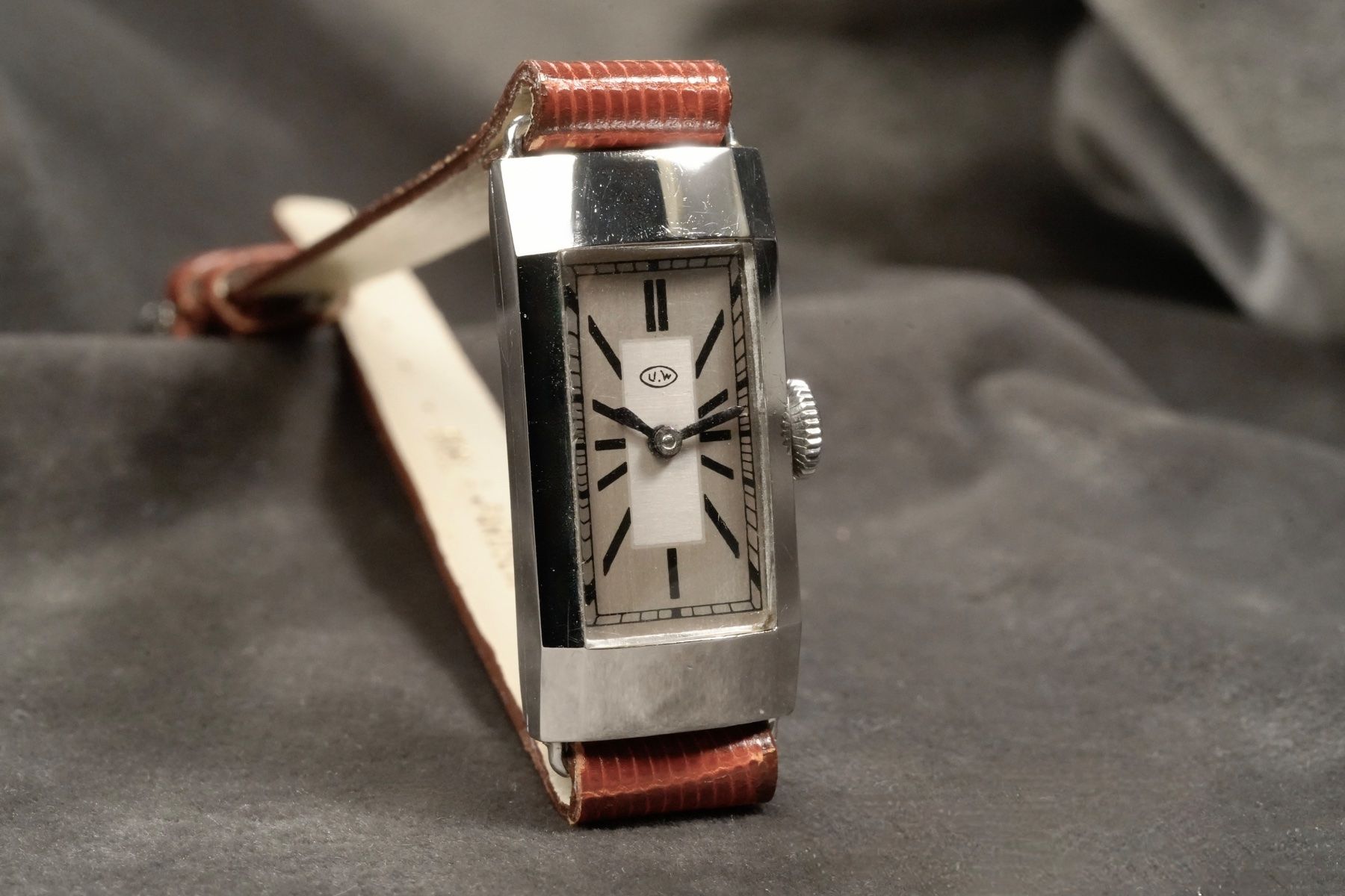 Universal Genève Orologi: Universal Watch - Tank Rectangular Art-Deco Lady Steel Watch – Usato da Morcote venduto da chronoservice 2