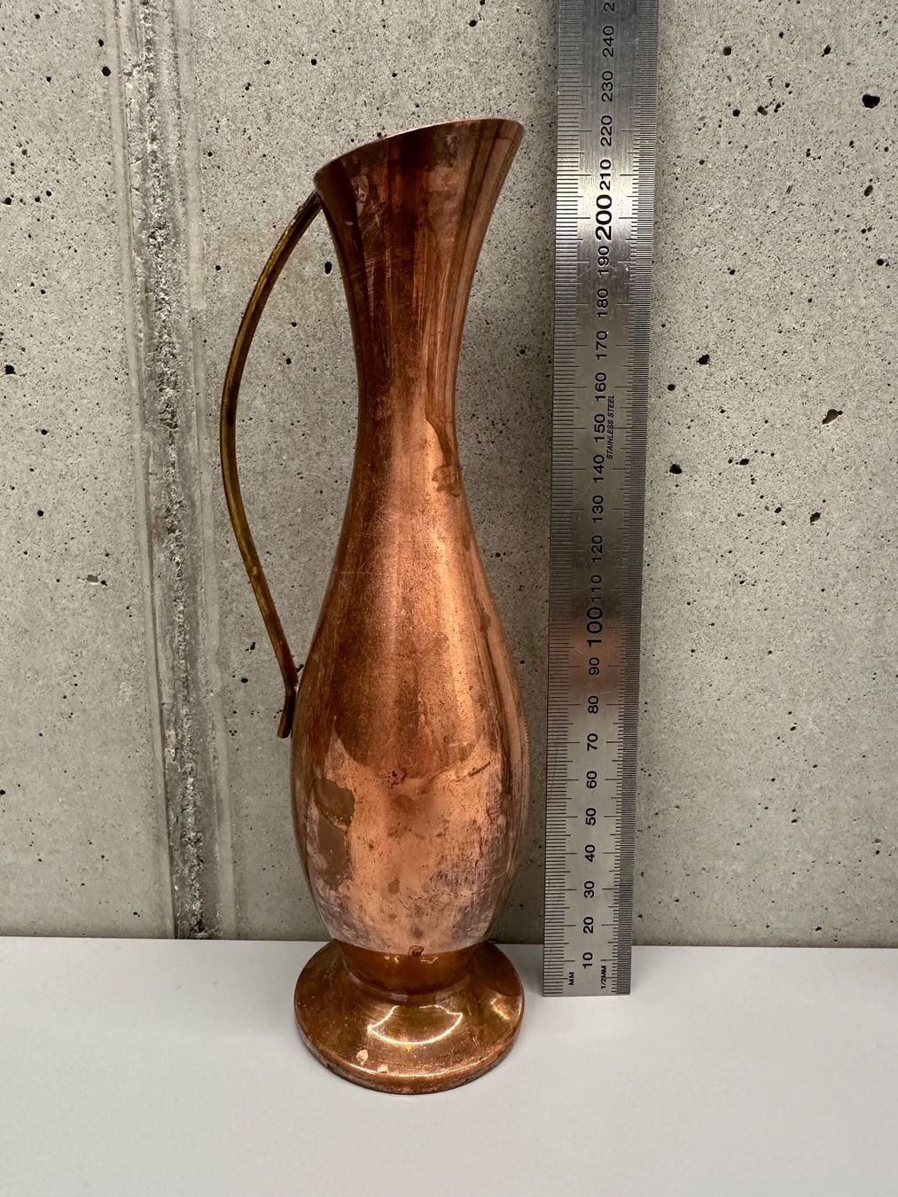 Vasen & Gefässe: Kupfervase – Gebraucht aus Leuk-Stadt von 2thcircle 5