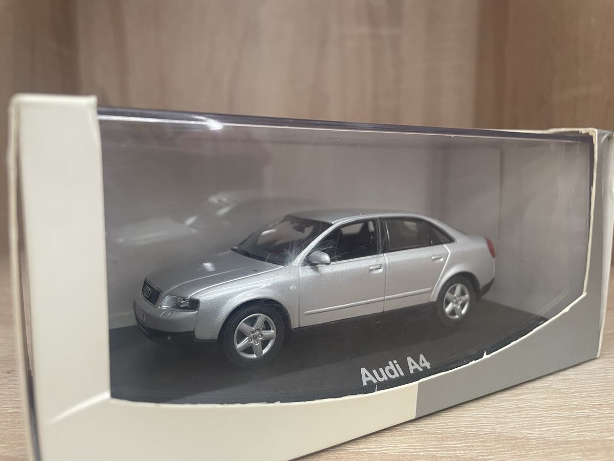 Audi Modellini d'auto: Audi A4 1/43 Minichamps – Nuovo (secondo la descrizione) da Paradiso venduto da jovica1987 1