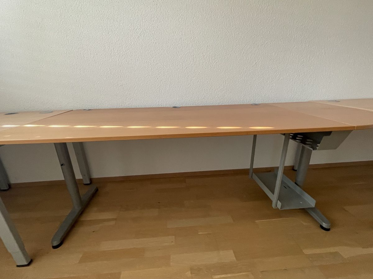Bureaux: Computer desk – D'occasion à Steinmaur par adnadn
