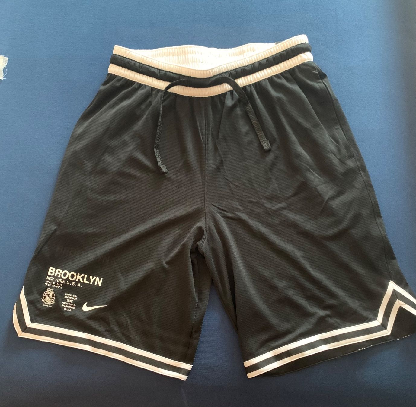 Nike Hosen: Shorts von Nike, Brooklyn, Grösse M – Neu und originalverpackt aus Tuggen von Kawest0