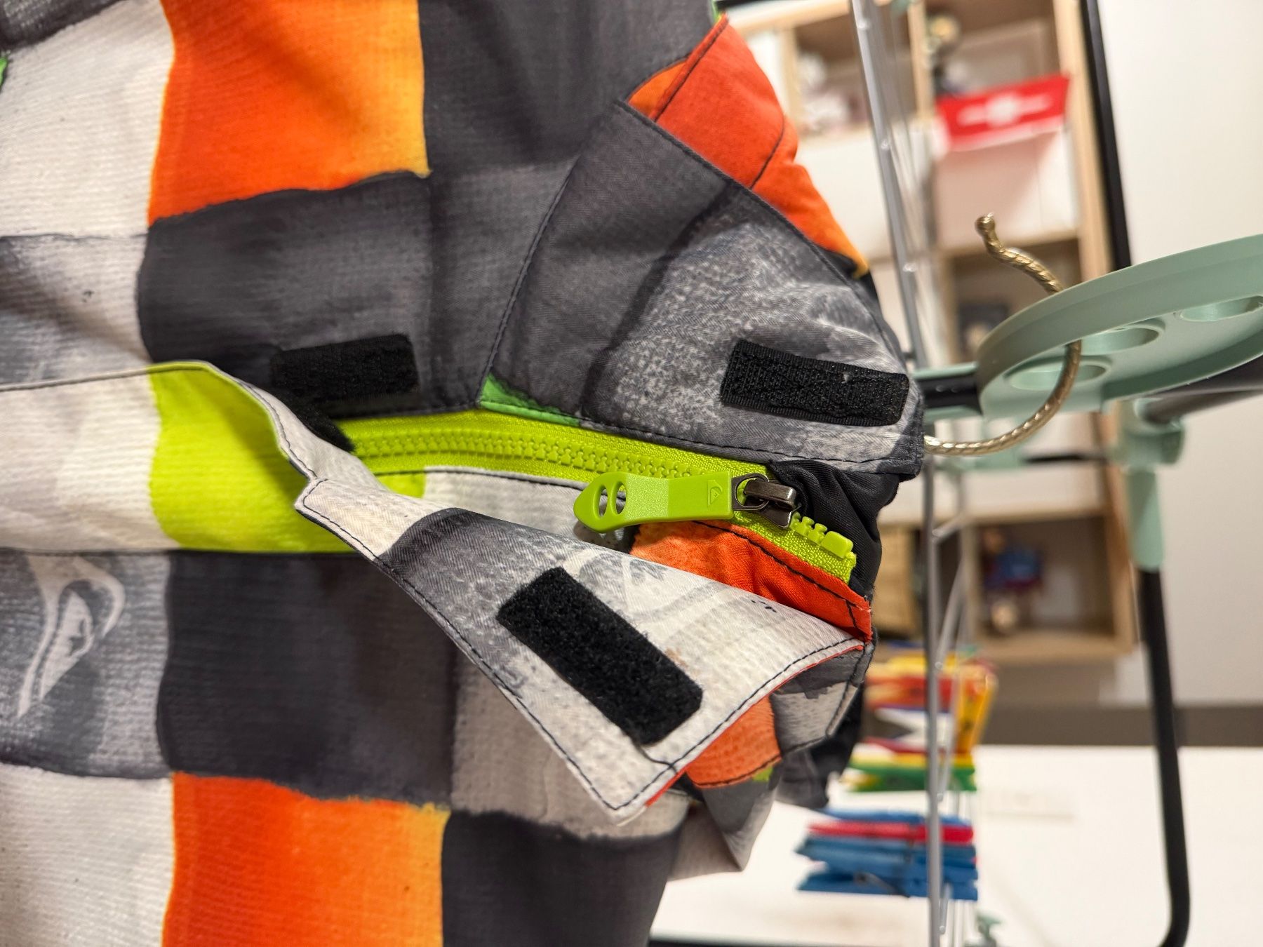 Quiksilver Jacken & Mäntel: Giacca da sci Quicksilver multicolore a quadri usata – Gebraucht aus Giubiasco von asi_svn9 2