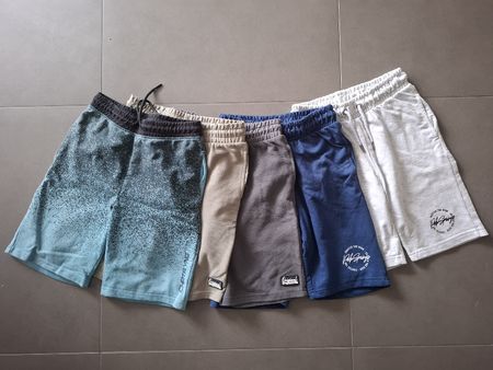 Kurze Hosen für Jungs