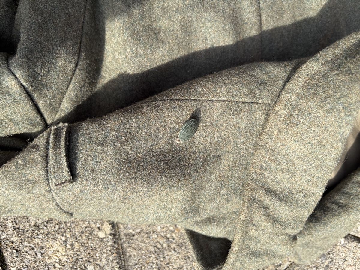 Uniformes: Repro WW2 Wehrmacht Mantel – D'occasion à Balsthal par Sven.sch 3
