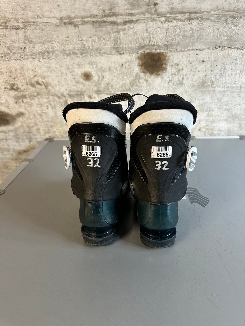 Salomon Scarpe per ragazzi: Salomon Skischuhe 20 / Gr. 32 – Usato da Emmenbrücke venduto da karkarkar 3