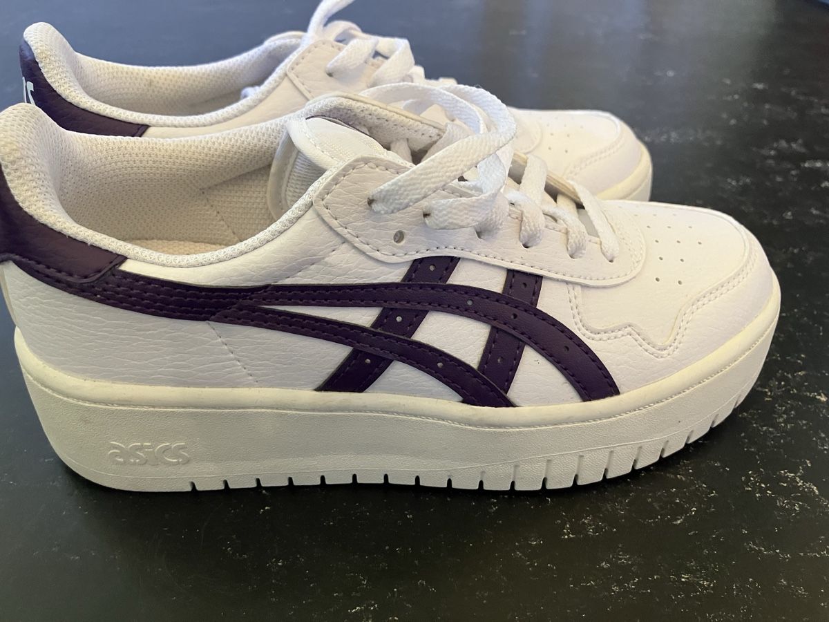 Asics Chaussures femmes: Tolle Sneakers von Asics – Neuf (Voir description) à Bern par JenniferNice 3