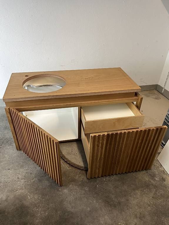 Mobili per bagno: Waschbeckenunterschrank – Usato da Niederhasli venduto da Scharindli 1
