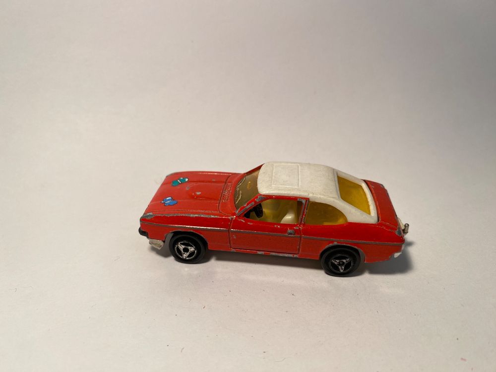 Lot De 2 Voitures Miniature Ford Capri Majorette - Occasion - Métal