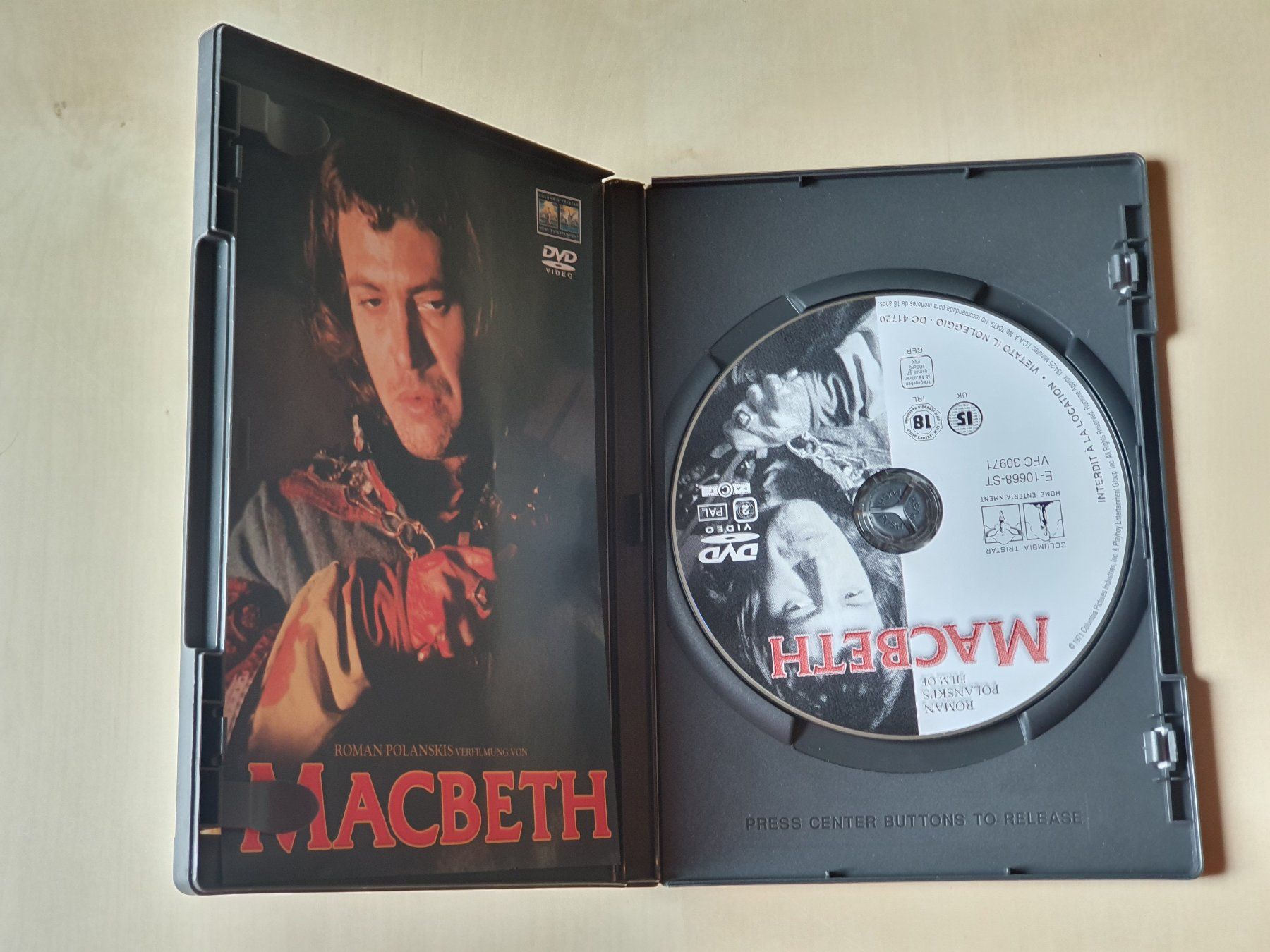 Tous les DVDs: Macbeth 1971 – D'occasion à Stansstad par collectorsshop 2