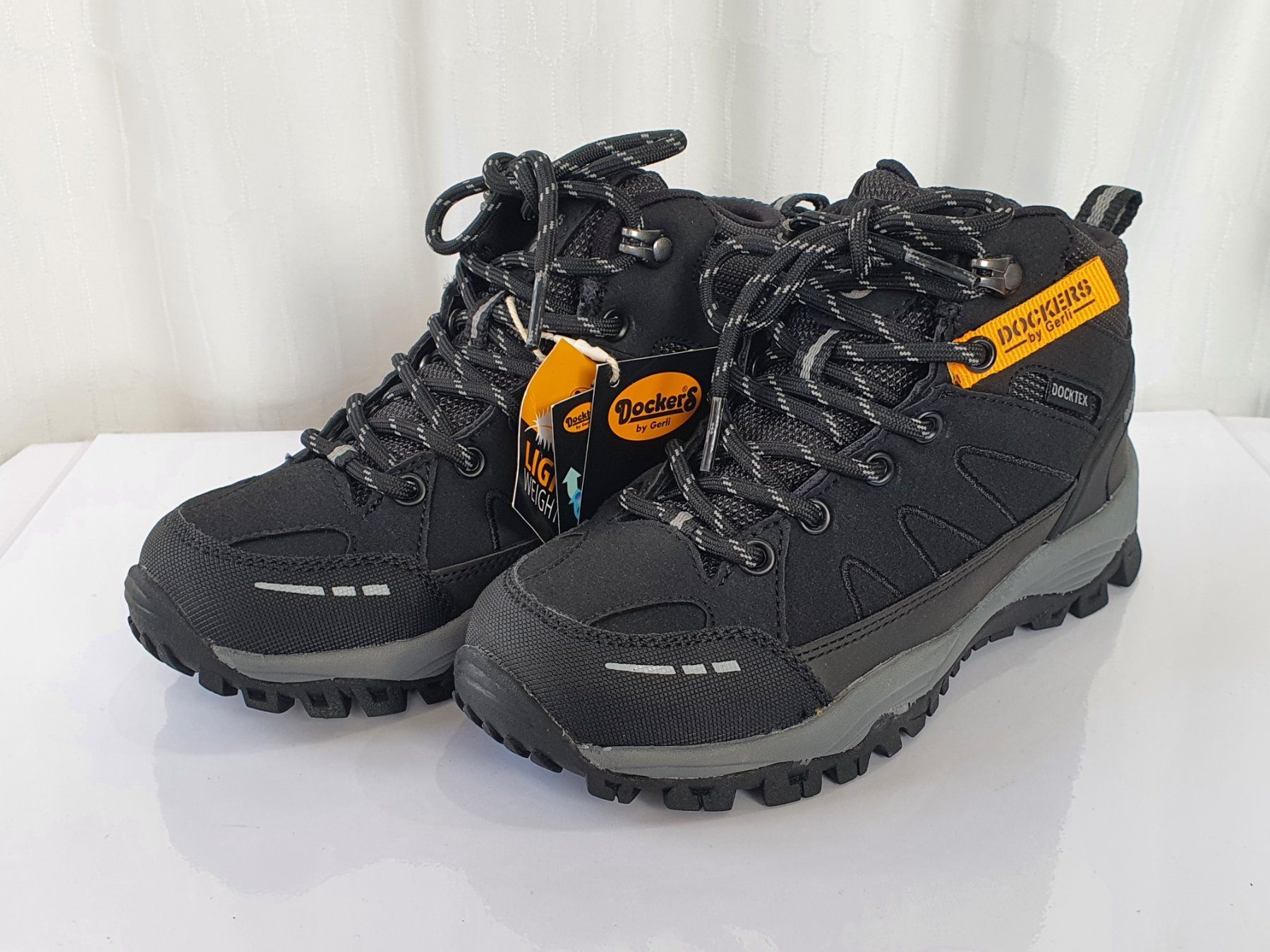 Chaussures garçon: Gr. 33 - Dockers TEX Kinderstiefel, Neu – Neuf avec emballage d'origine à Nürensdorf par kin_2jn6