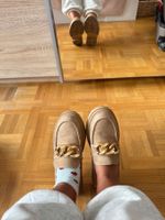 Loafers beiges