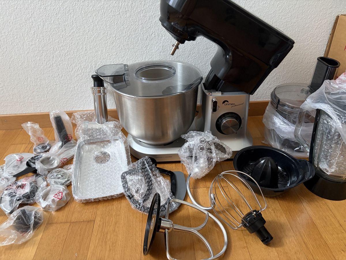 Appareils de cuisine: Küchenmaschine  – D'occasion à Luzern par fer_5lyj