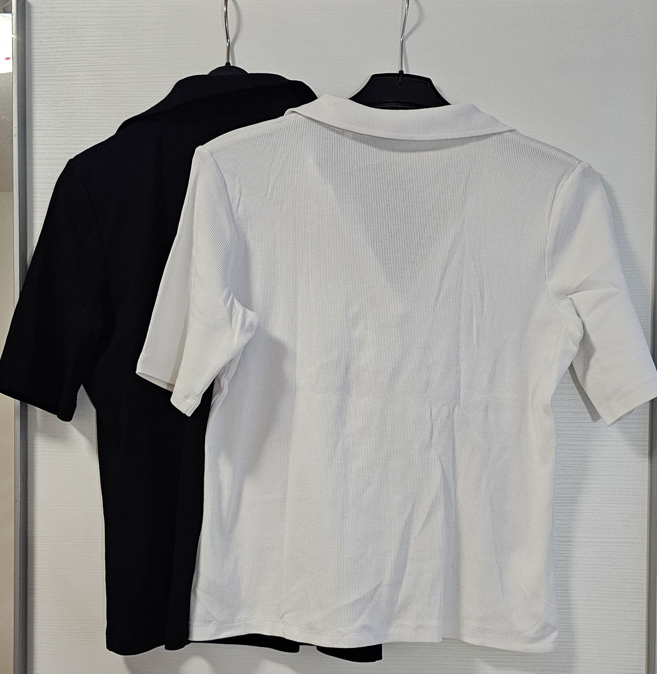 C&A Camicette: 2 x C&A Bluse, Grösse L, Weiss+ Schwarz – Usato da Steinmaur venduto da Kiki_m240 1