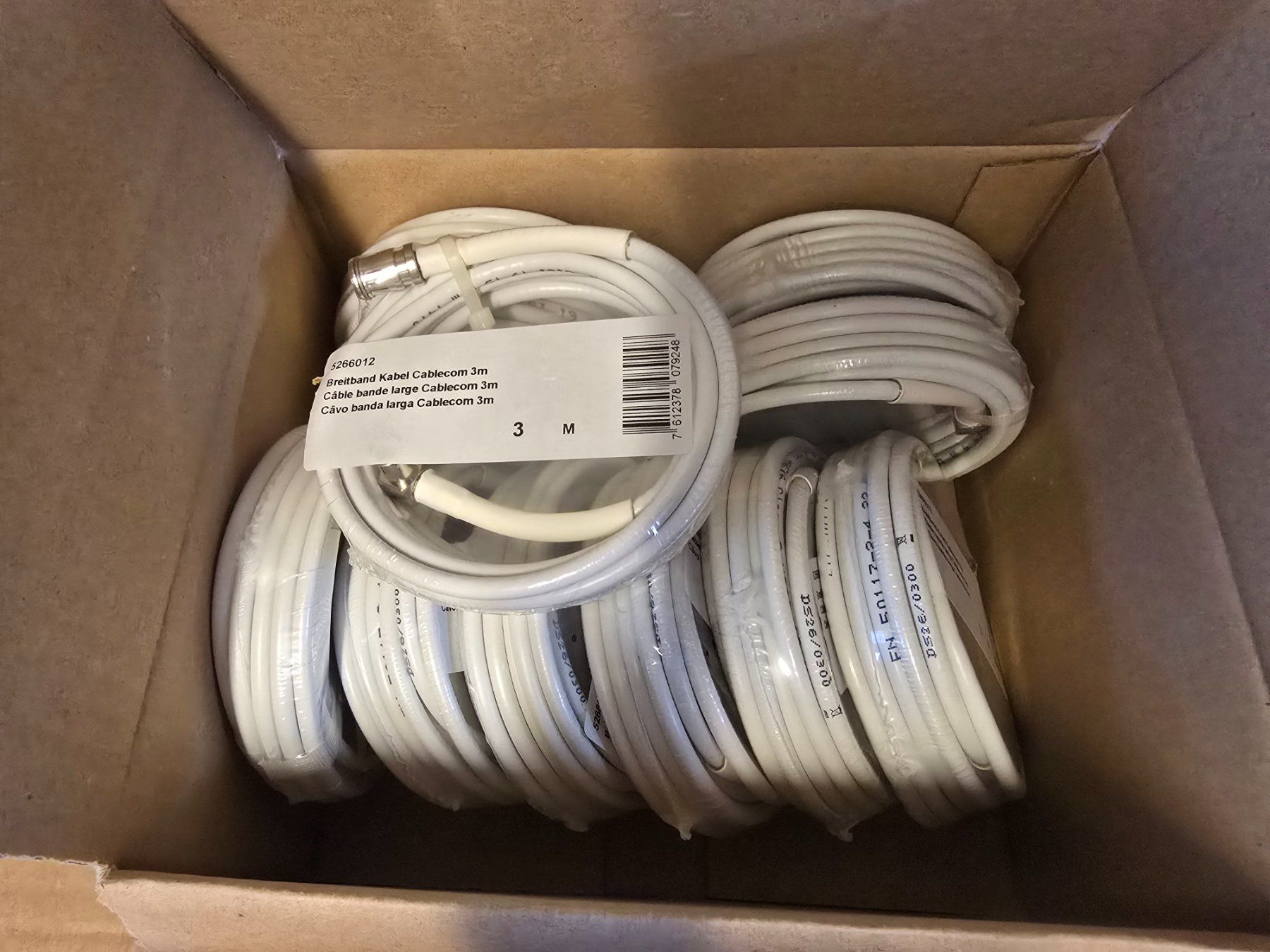 Cavi: Posten neuer Breitbandkabel Cablecom div. Längen ab 1.- – Nuovo e nell'imballaggio originale da KRINAU venduto da Mio_Liqstyle 2