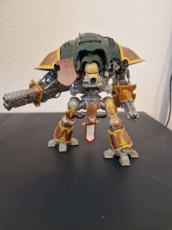 Modellbausätze & Standmodelle: Warhammer 40k Imperial Knight bemalt & spielfertig – Gebraucht aus Lyss von stu_cqk6