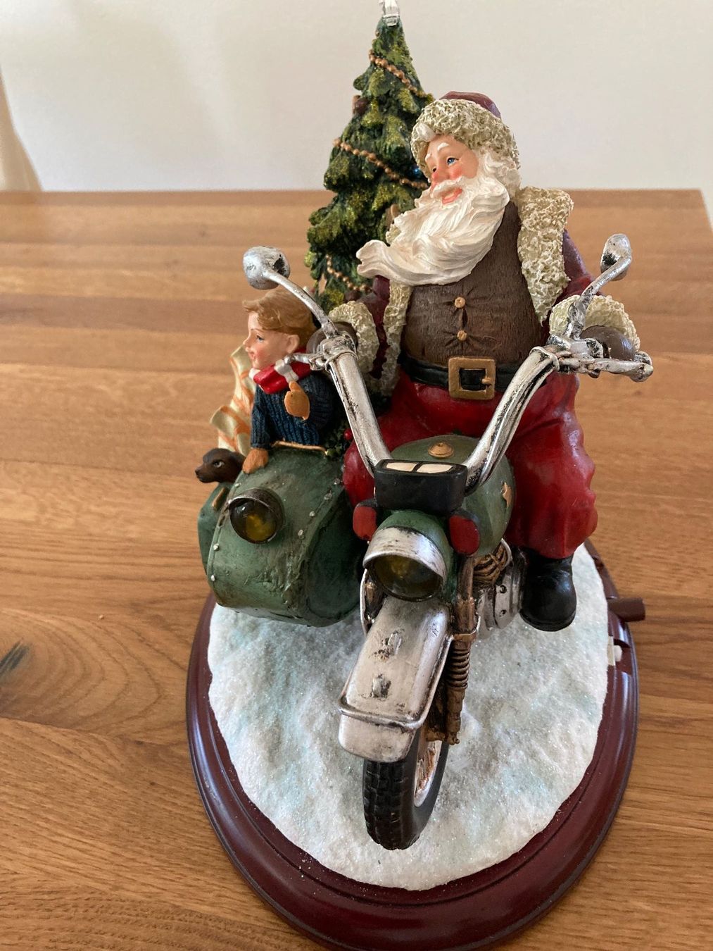 Spieldosen: Musikdose Weihnachtsmann auf Motorrad mit Baum – Gebraucht aus Mönchaltorf von Tschibi 1