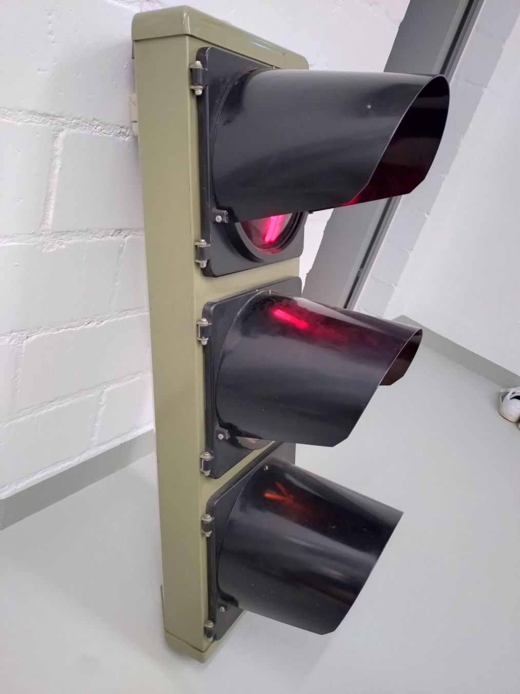 Lampade: Fussgängerampel gebraucht funktionstüchtig – Usato da Nuglar venduto da SwissJukebox 2