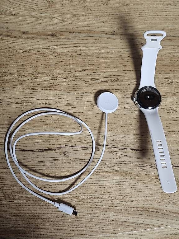 Google Smartwatch: Google Pixel Watch, neuwertig, mit Ladegerät, Top! – Usato da Dietikon venduto da Streetwolf 2