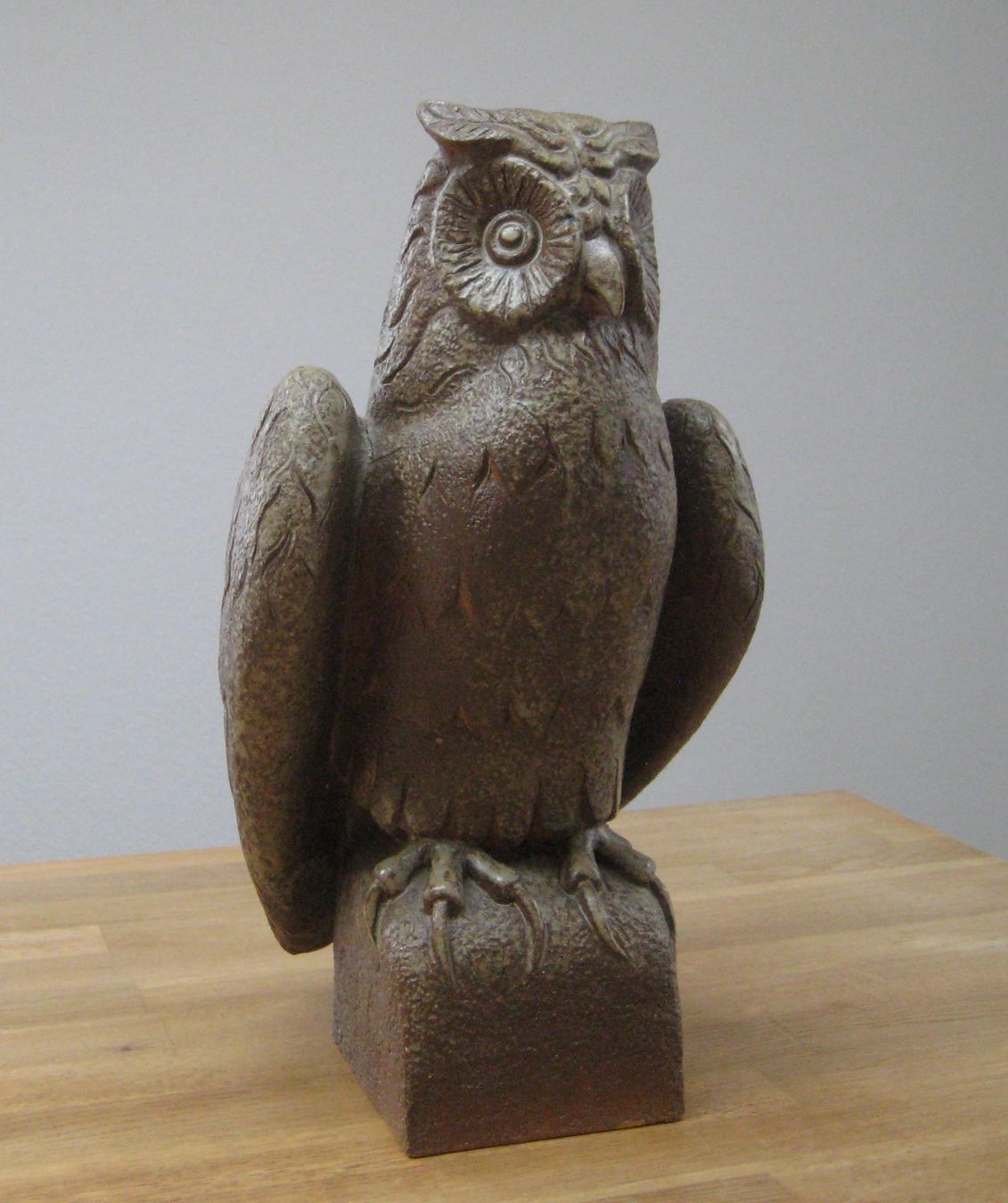 Statuette: Grosse Eule, signiert 1985 / Hans Borer Bildhauer – Usato da Langendorf venduto da Happy11 3