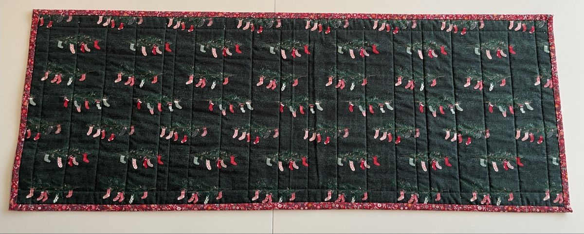 Alle Dekorationen: Chemin de table de Noël patchwork  – Neu und originalverpackt aus La Chaux-de-Fonds von NathalieM07 8