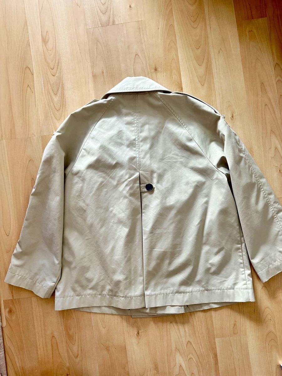 Massimo Dutti Cappotti: Massimo Dutti kurzer Trench – Usato da Zürich venduto da TheaVMO 2