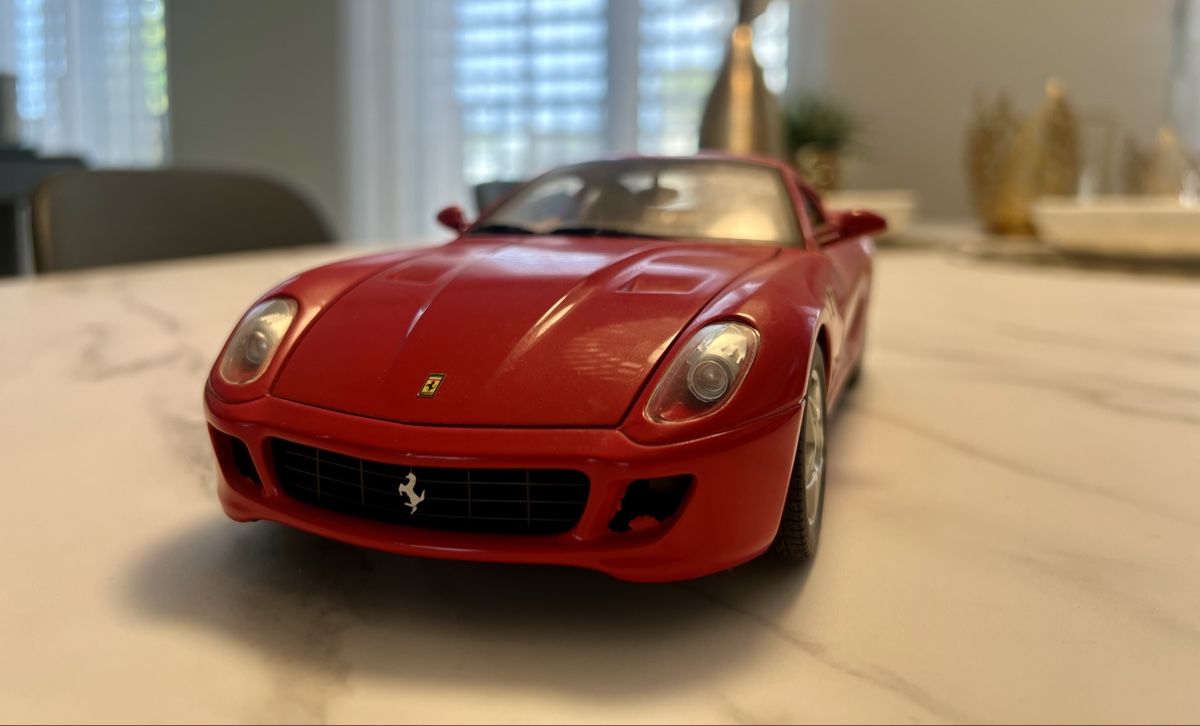 Hot Wheels Modellini d'auto: Ferrari 599 GTB 1:18 – Usato da Rapperswil SG venduto da renegade14 1