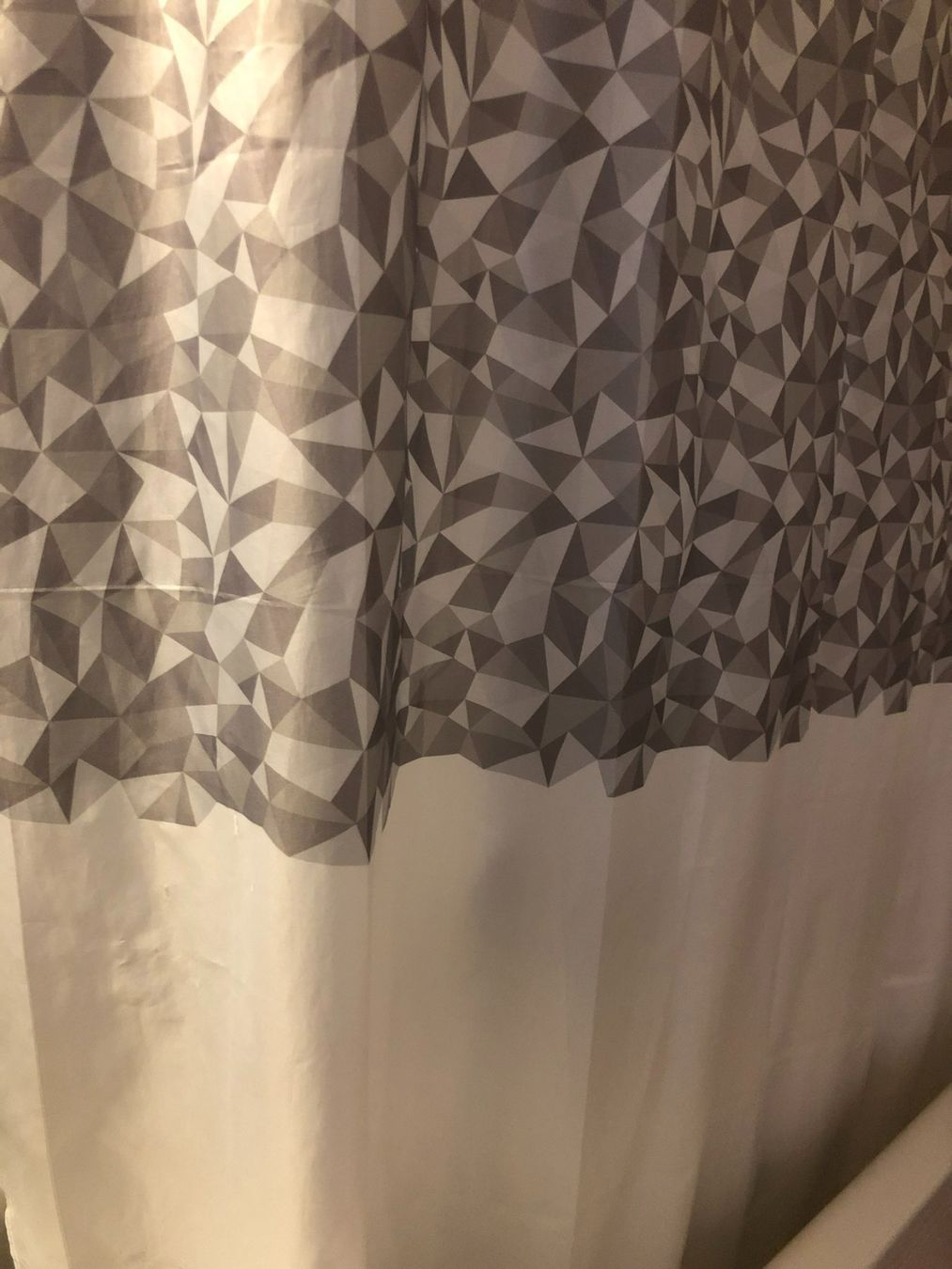 Docce: Duschvorhang 180x180cm grau – Usato da Bellinzona venduto da JackieBlue 1