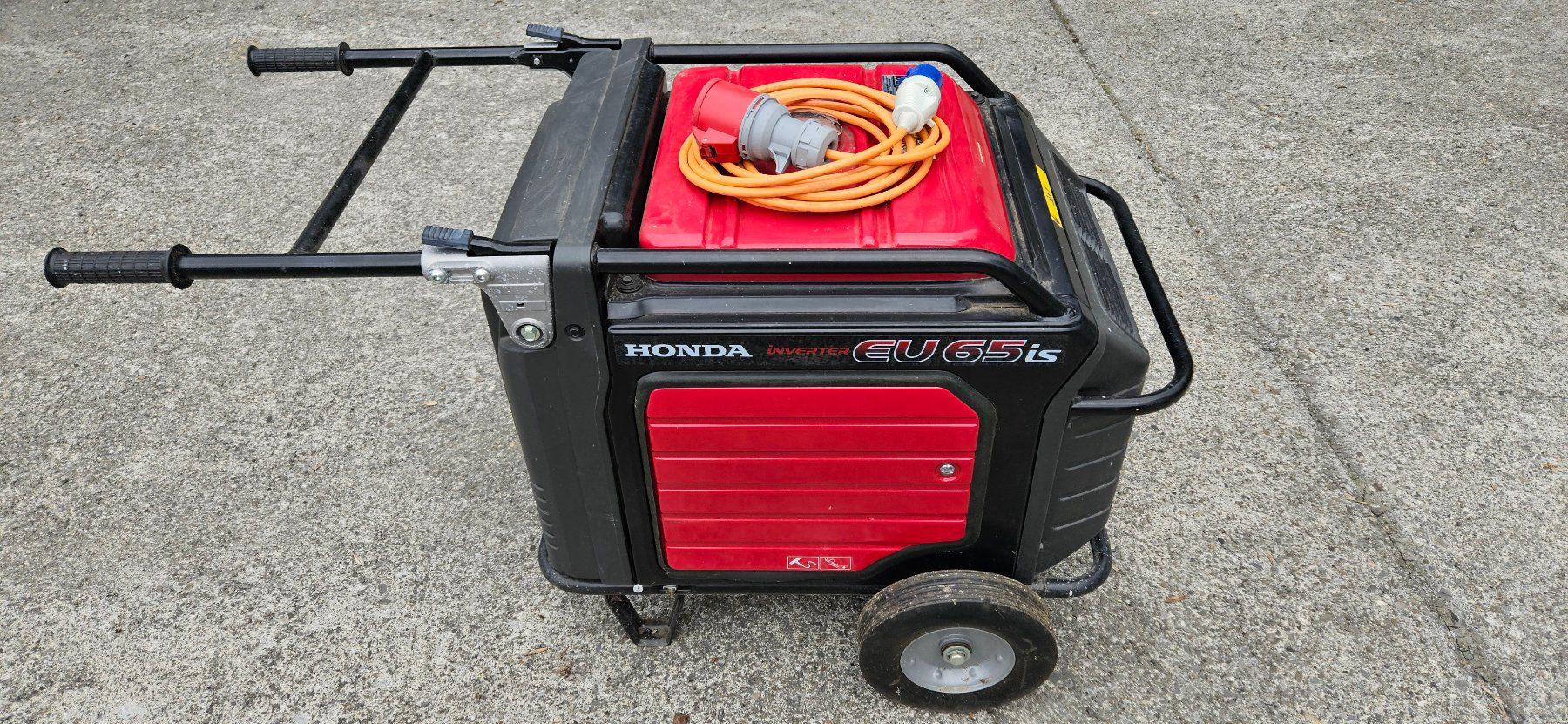 Honda Générateurs de courant: HONDA Generator EU65is – D'occasion à Därligen par hdlupo 2