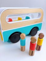 Lovevery Wheel Around Town Bus Personages Les Roues Realist