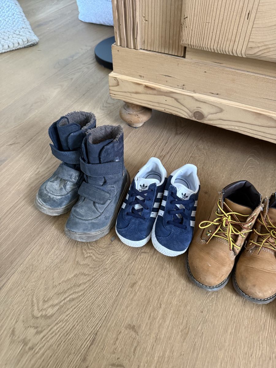 Scarpe per ragazzi: Kinderschuhe Gr. 25-26 – Usato da Küsnacht ZH venduto da Loette 5