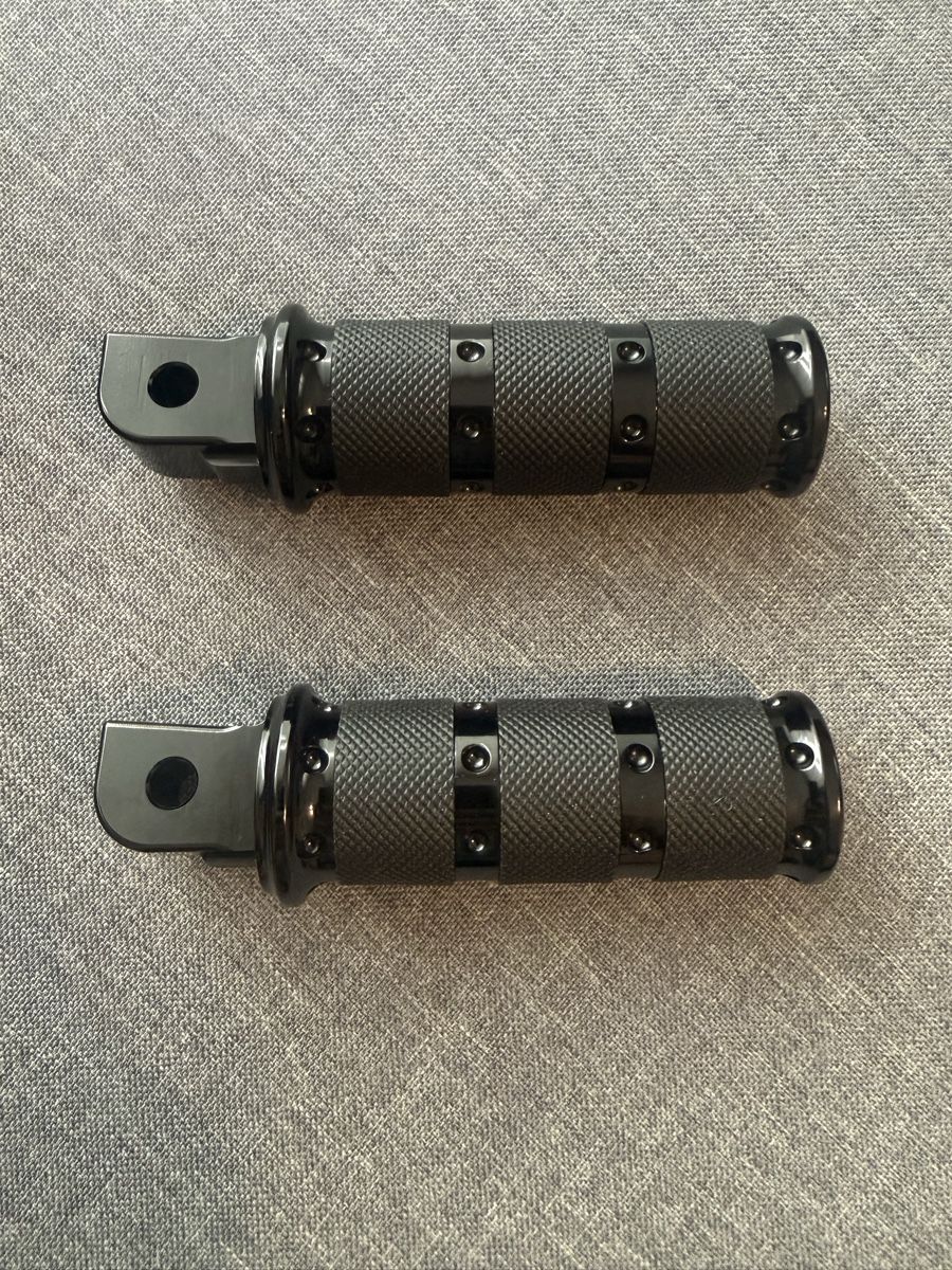 Harley-Davidson Toutes les pièces détachées moto: Performance Machine Fussrasten neu – Neuf (Voir description) à Horw par Gaben007 2