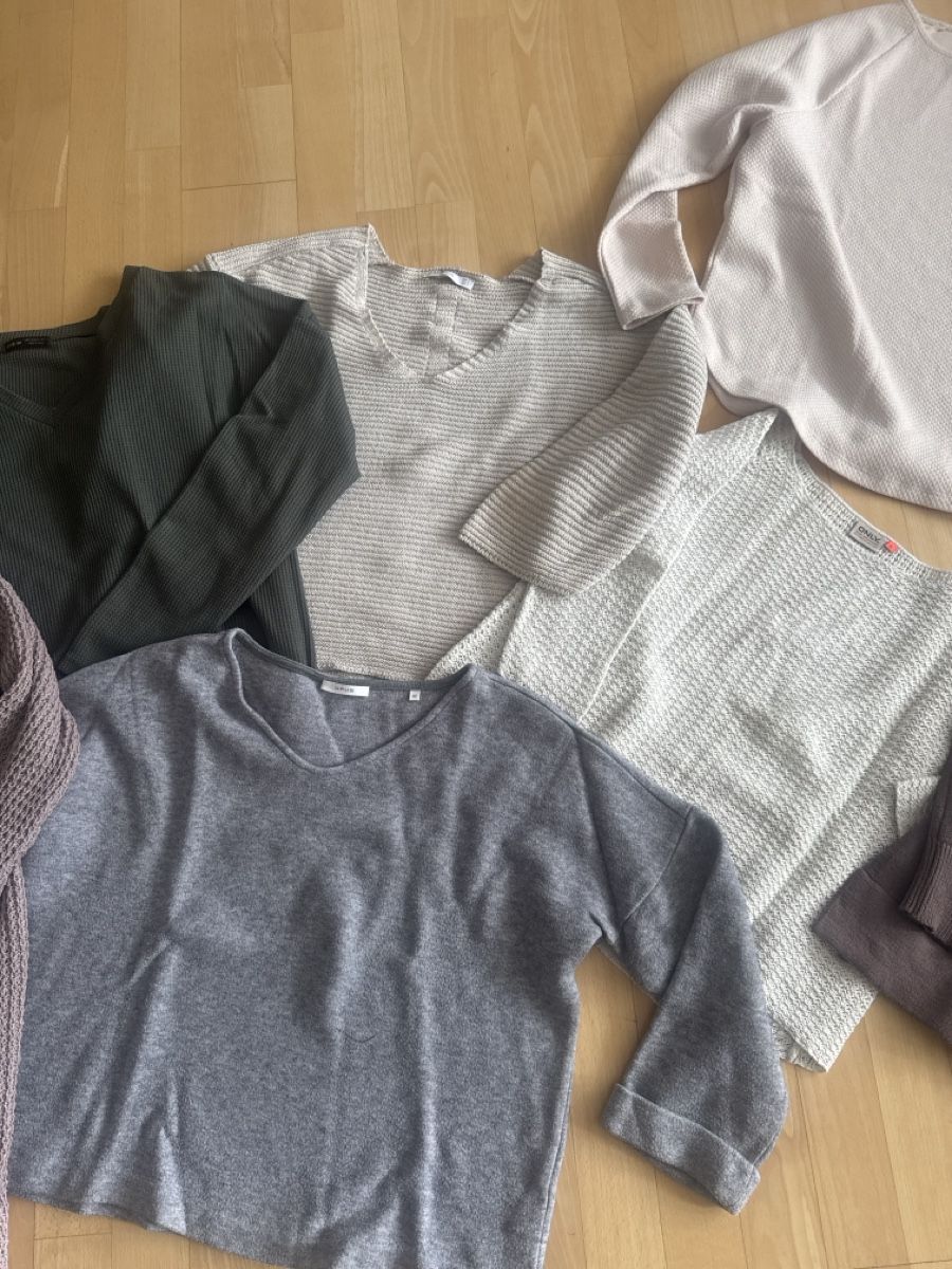 Kleiderpakete: Damen Pullover Paket, Grösse L, guter Zustand! – Gebraucht aus Abtwil SG von ale2002 2