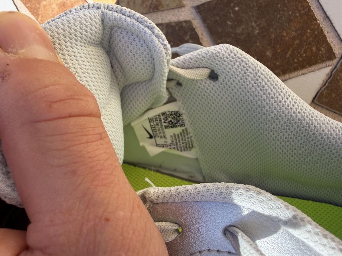Scarpe da uomo: Hallenschuhe Tempo Nike – Nuovo (secondo la descrizione) da Neu St. Johann venduto da car_m27x 3