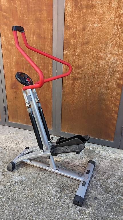 Vélos d'appartement: Stepper – D'occasion à Coldrerio par Bacca.219