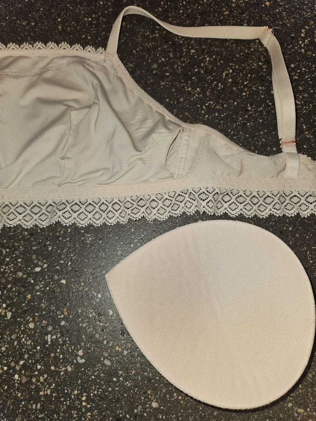Tchibo Altra biancheria intima: Tchibo bralette 75B hell rosa neuwertig – Nuovo (secondo la descrizione) da Anwil venduto da tamoos 3