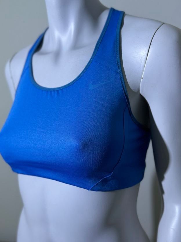 Nike Top: Nike | Sport BH | Gr. M| – Usato da Kilchberg ZH venduto da nad_6dwp 1