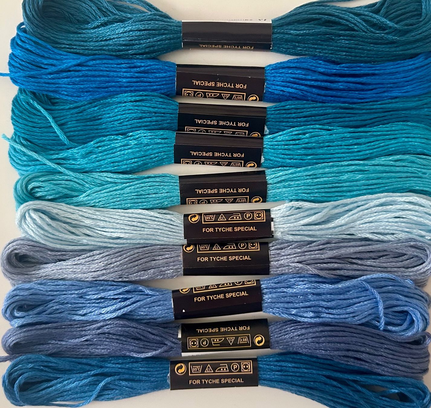 Kordeln & Faden: 10x Stickgarn neu – Neu und originalverpackt aus Geneve von vane267