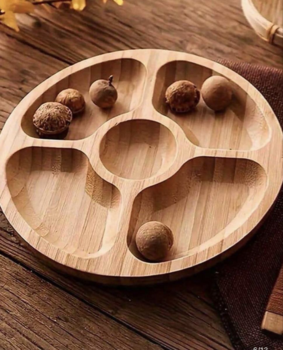 Plateaux: Holz Serviertablett/Aperoplatte mit 5 Fächern – Neuf avec emballage d'origine à Emmenbrücke par ShopDirect 1