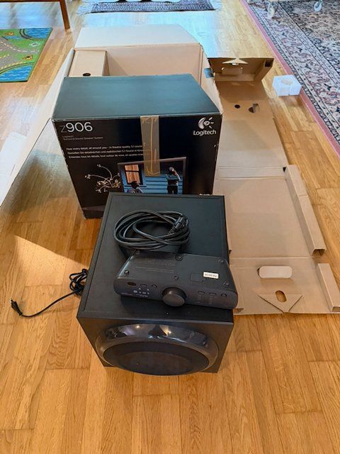 Logitech Home Cinema: Logitech Z906 Lautsprecher System THX (DEFEKT) – Difettoso da Langnau am Albis venduto da brikkoroller