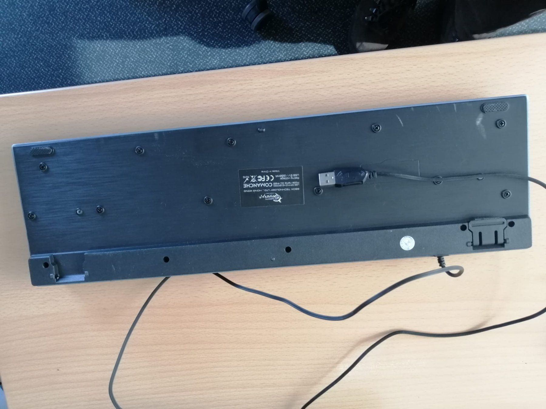 Tastiere: Clavier gamer Sharkoon avec rétroéclairage multicolore – Usato da Genève venduto da tremmetri
