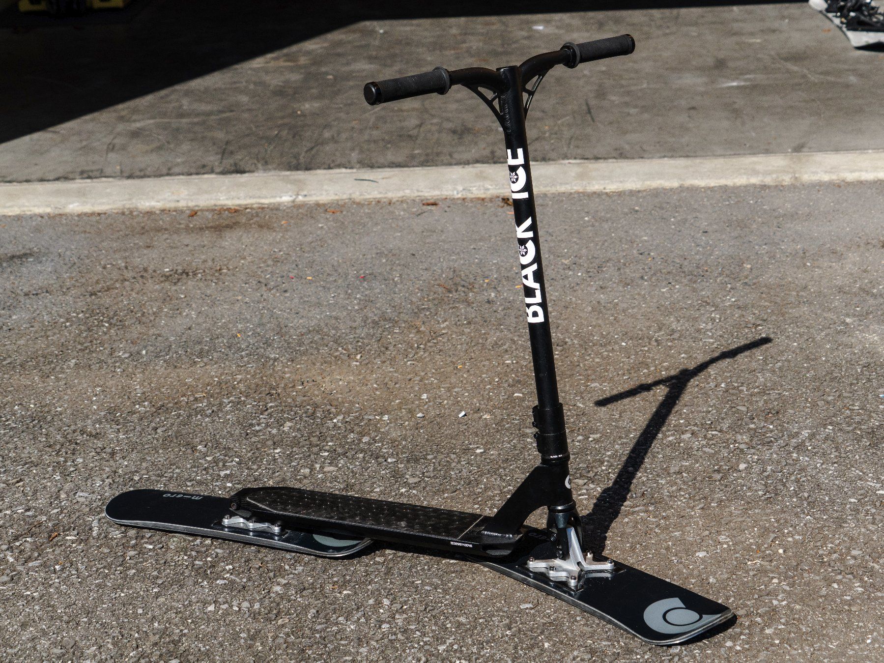 Pneumatici & Ruote complete: Black Ice Snow Scooter – Nuovo (secondo la descrizione) da Unterseen venduto da powerpan