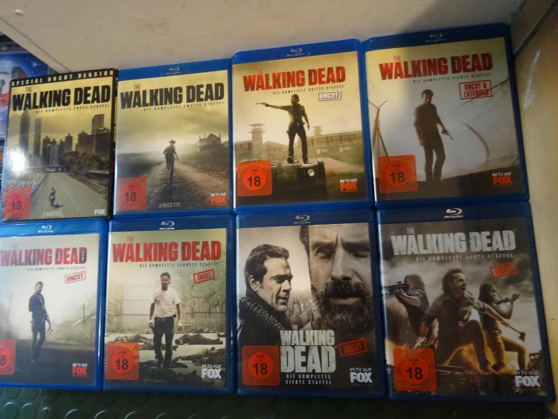 Tutti i DVDs: The Walking Dead Staffel 1-8 BLU-RAY – Usato da Olten venduto da Disc-Verkauf 1